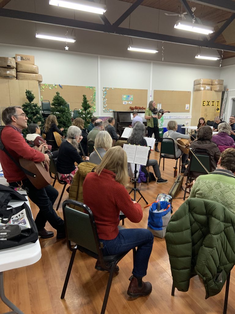 Great turn-out for December Fiddle Jam